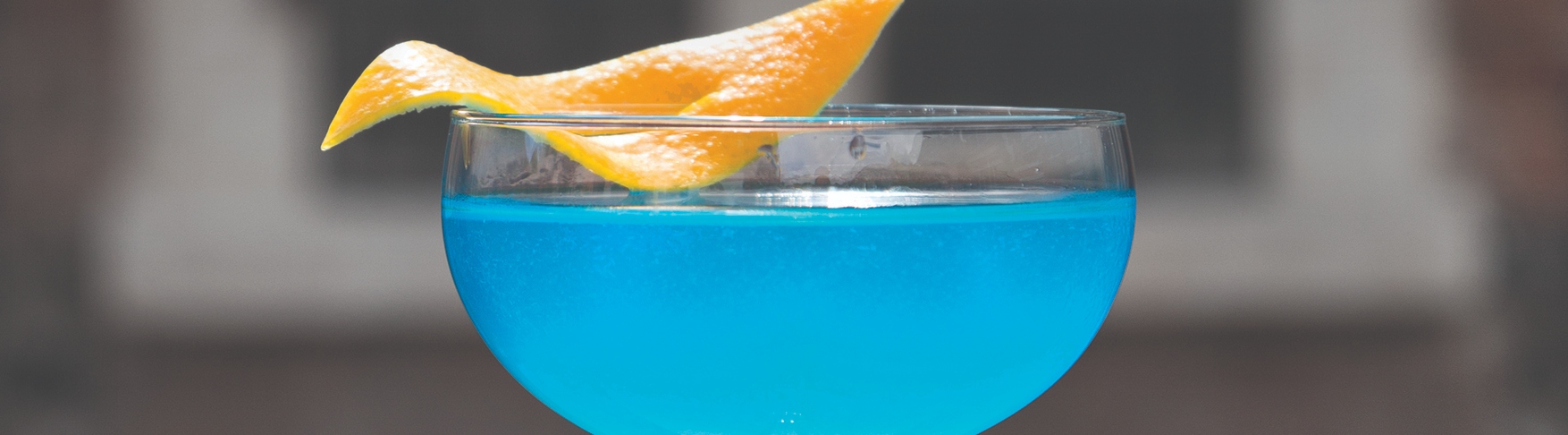 Royal Blue Cocktail Recipe Ingredients | How to Make A Royal Blue ...