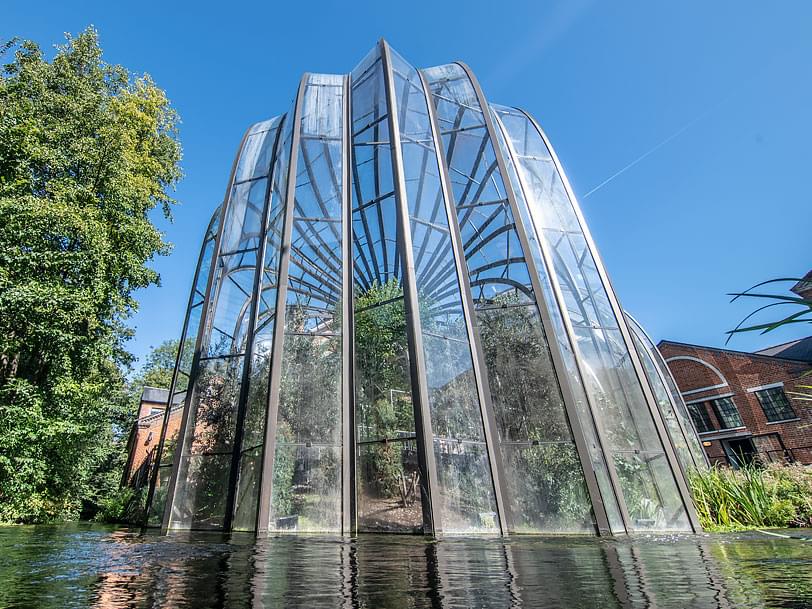 gin distillery tour bombay sapphire