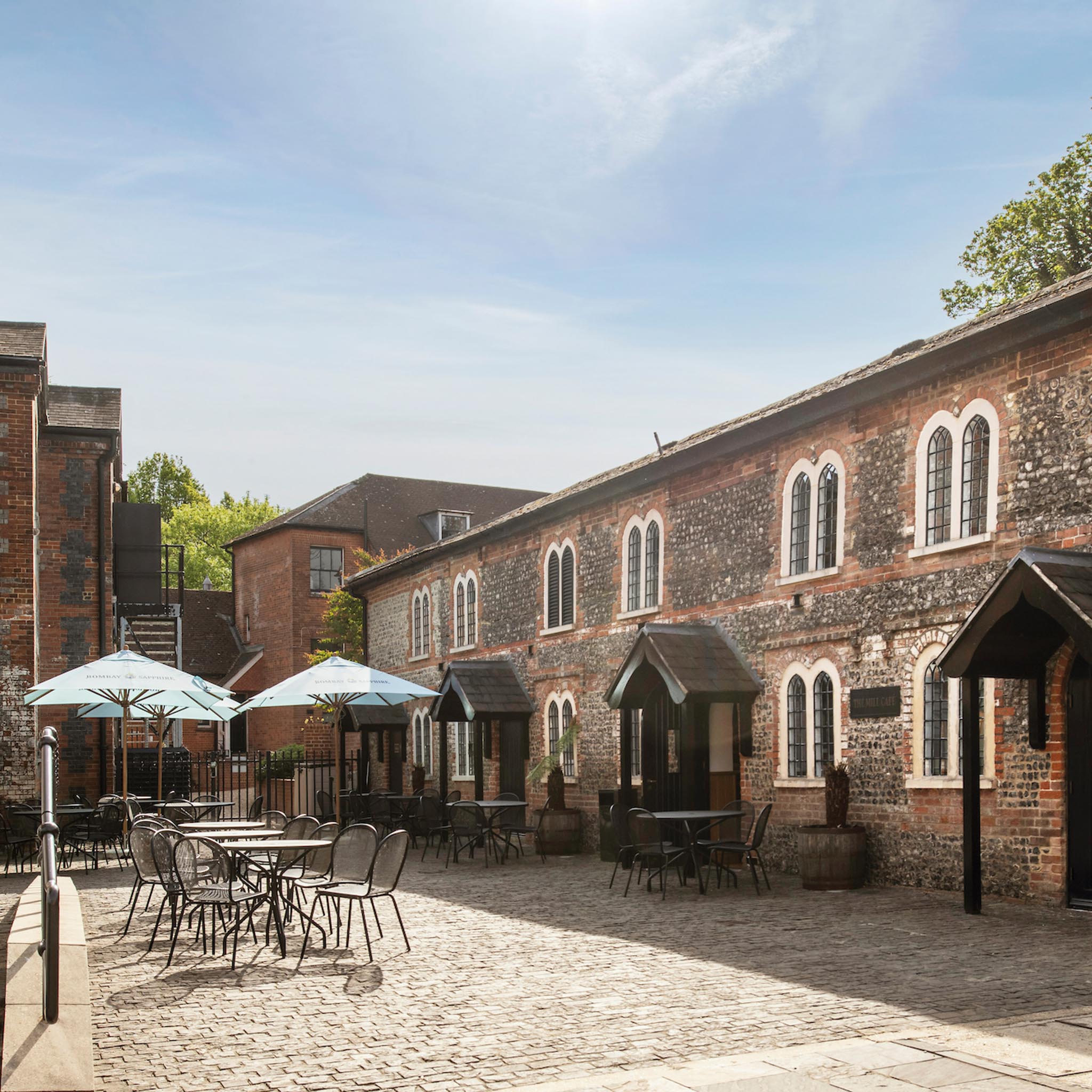 Bombay Sapphire Distillery – Outside 2-2